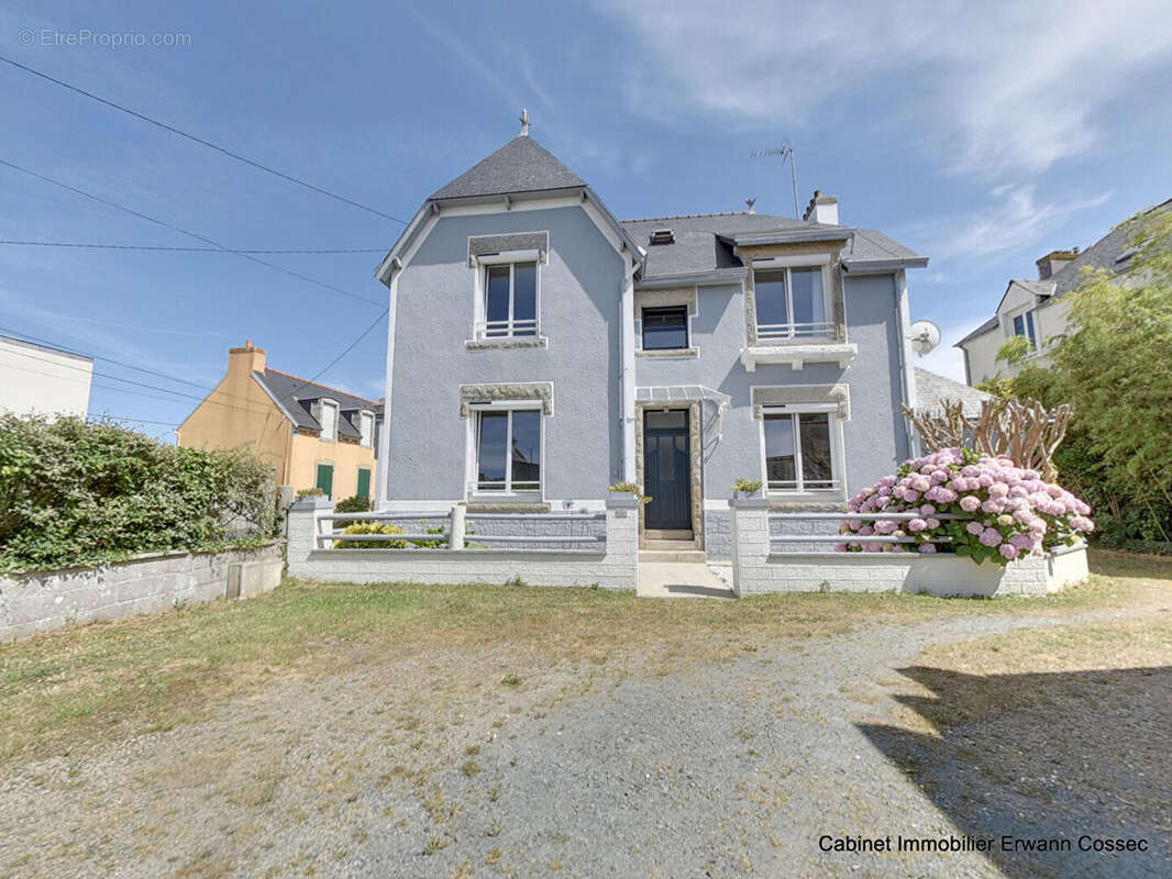 Maison à TREFFIAGAT