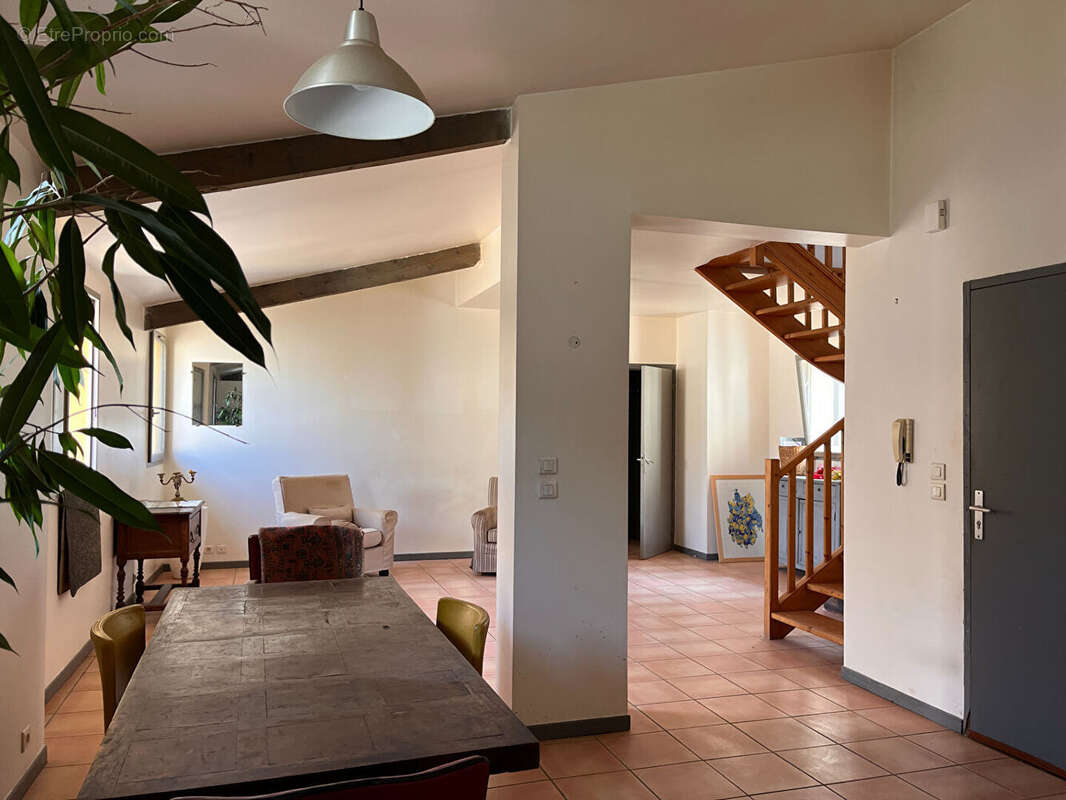 Appartement à L&#039;ISLE-SUR-LA-SORGUE