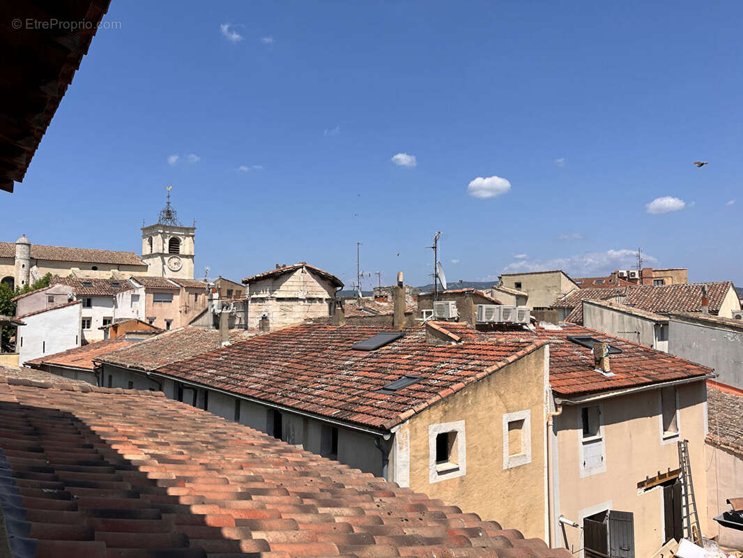 Appartement à L&#039;ISLE-SUR-LA-SORGUE