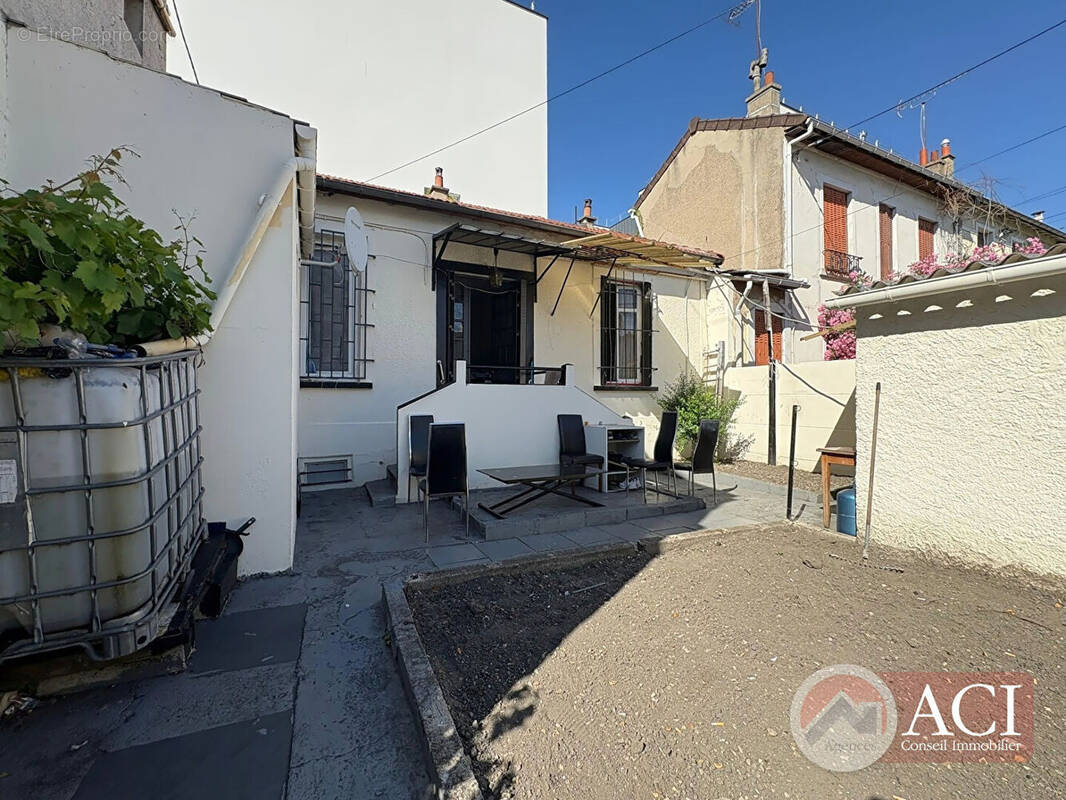 Maison à SAINT-DENIS