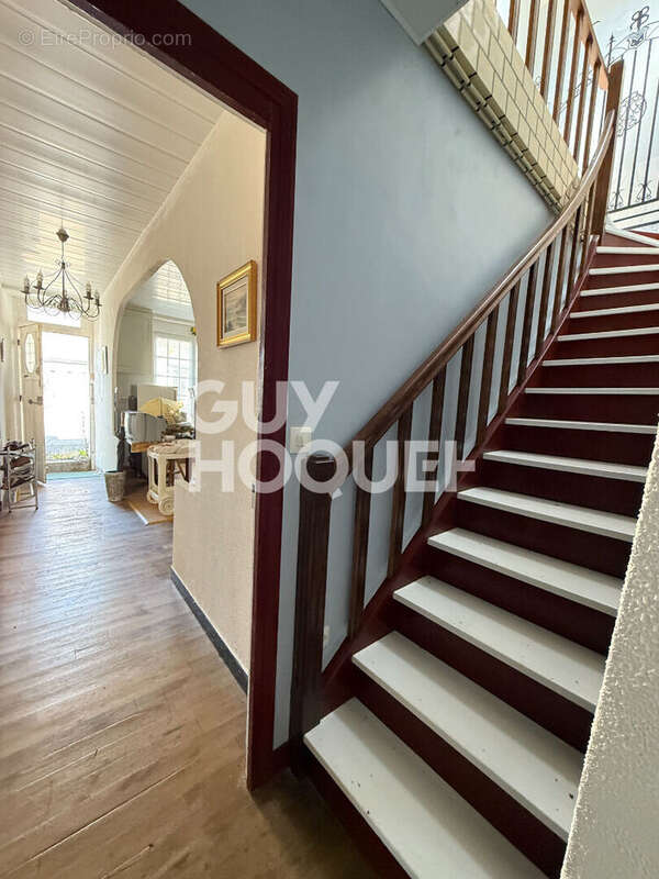 Maison à LE VIVIER-SUR-MER