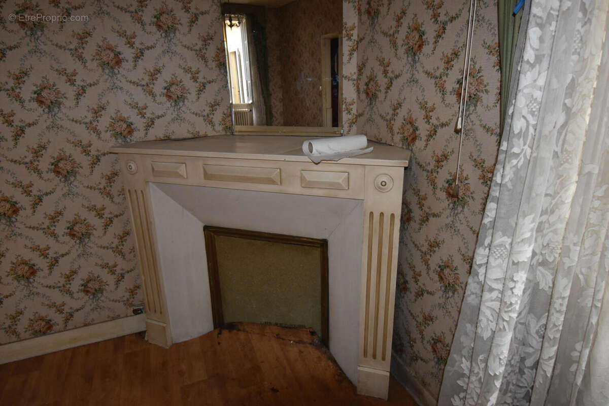 DSC_0002 - Maison à ANGOULEME