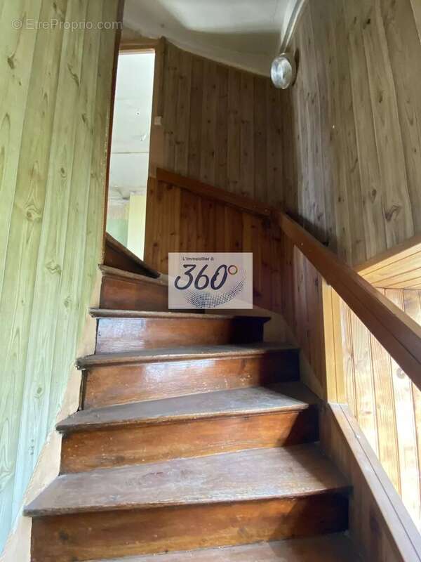 Appartement à SALORNAY-SUR-GUYE