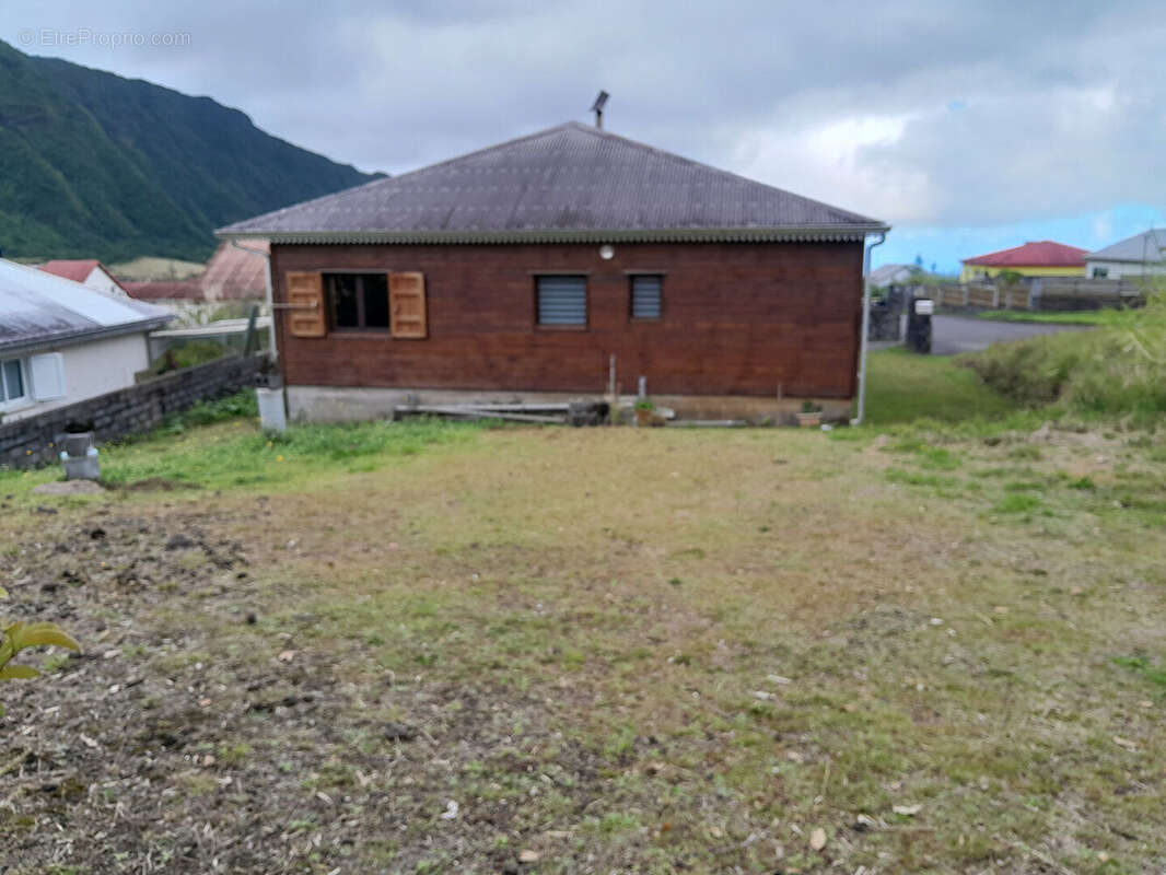 Maison à LA PLAINE-DES-PALMISTES