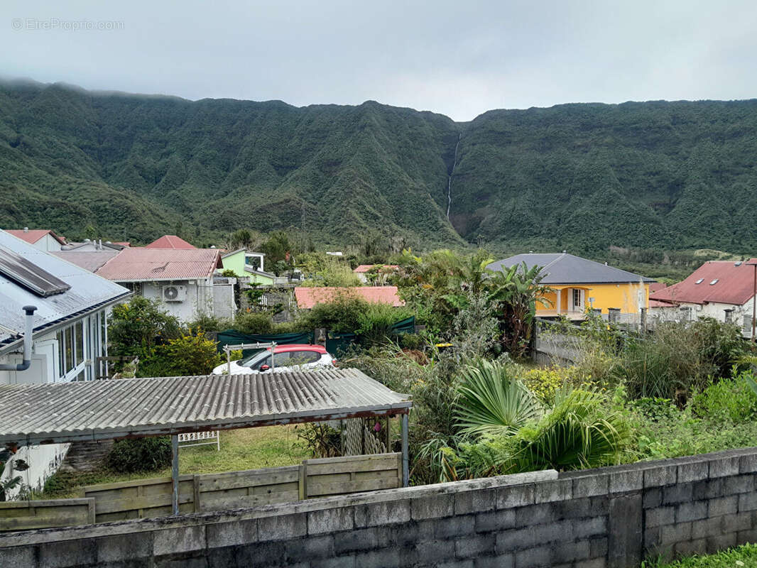 Maison à LA PLAINE-DES-PALMISTES
