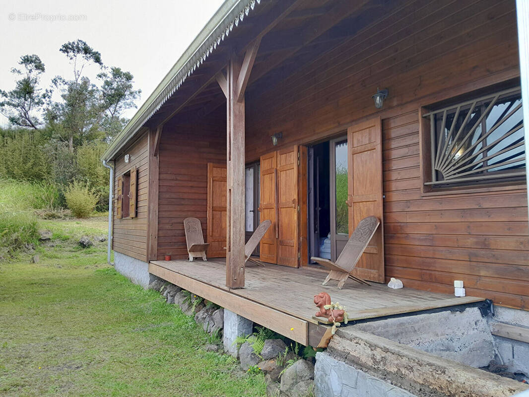 Maison à LA PLAINE-DES-PALMISTES