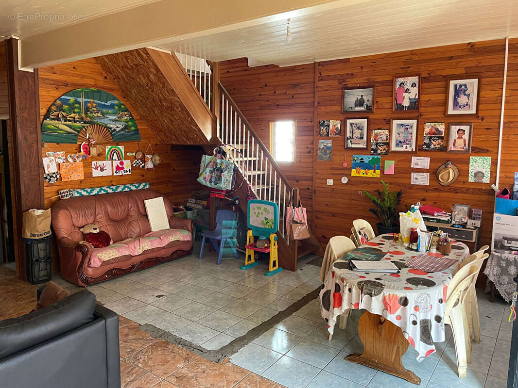 Maison à LE PORT