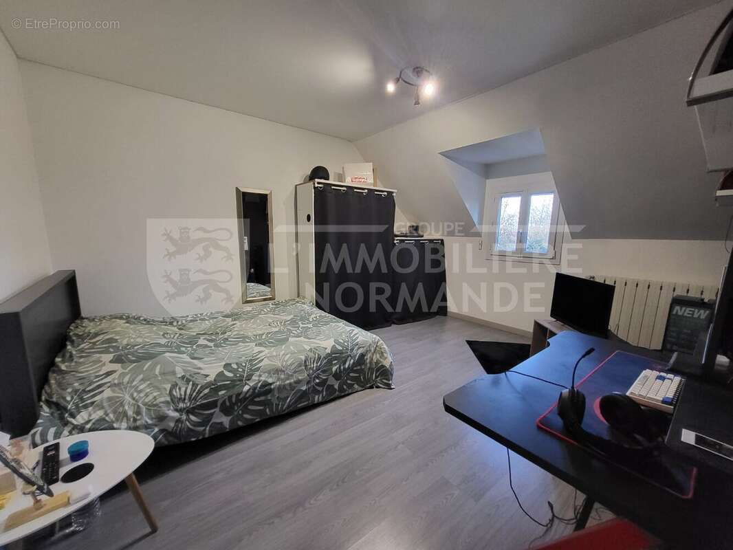 Maison à BONNIERES-SUR-SEINE