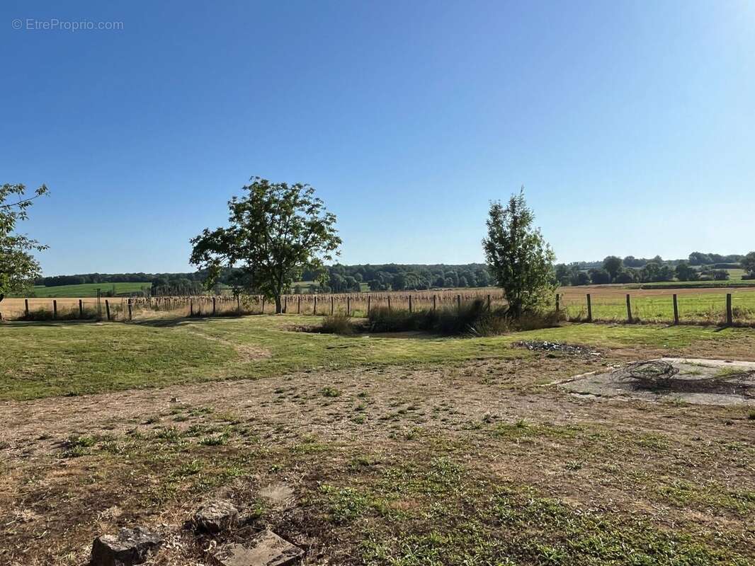 Maison à LA CHAPELLE-THECLE