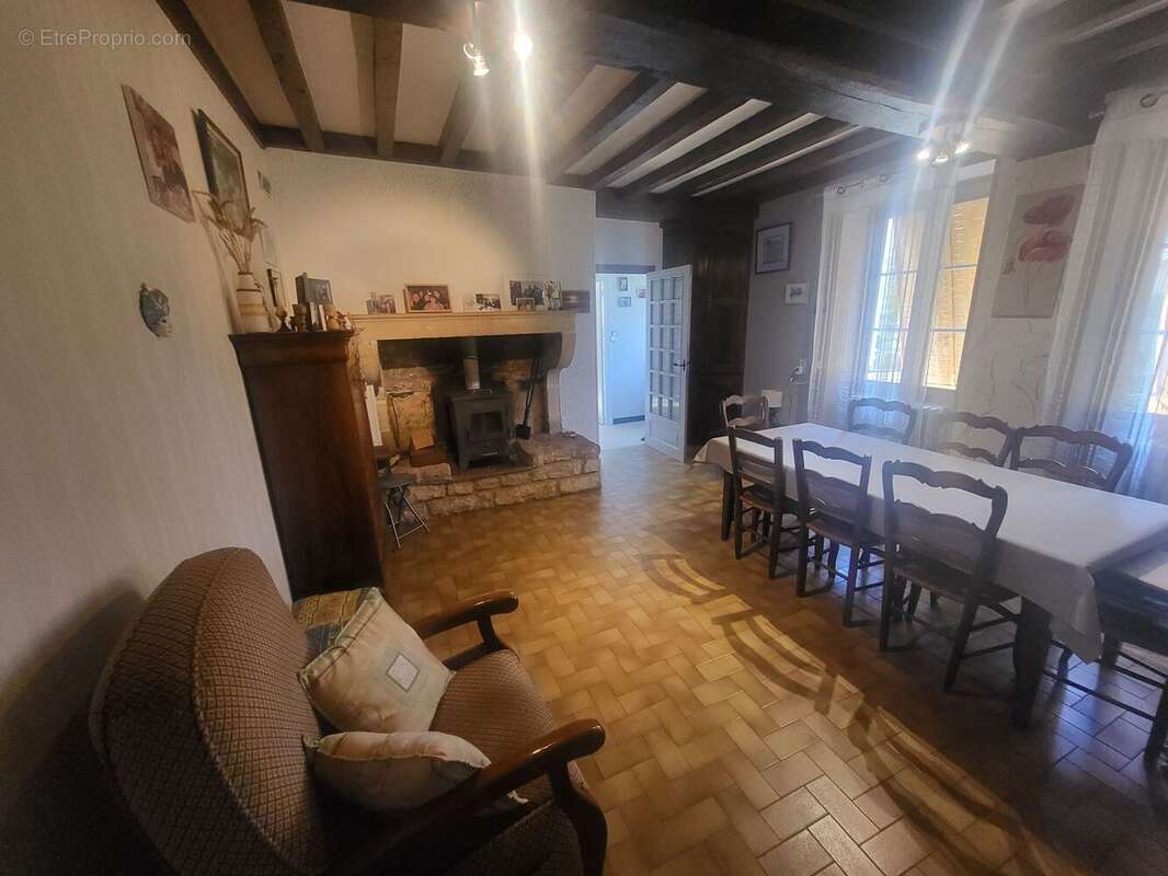 Maison à SAINT-LOUP-DE-VARENNES