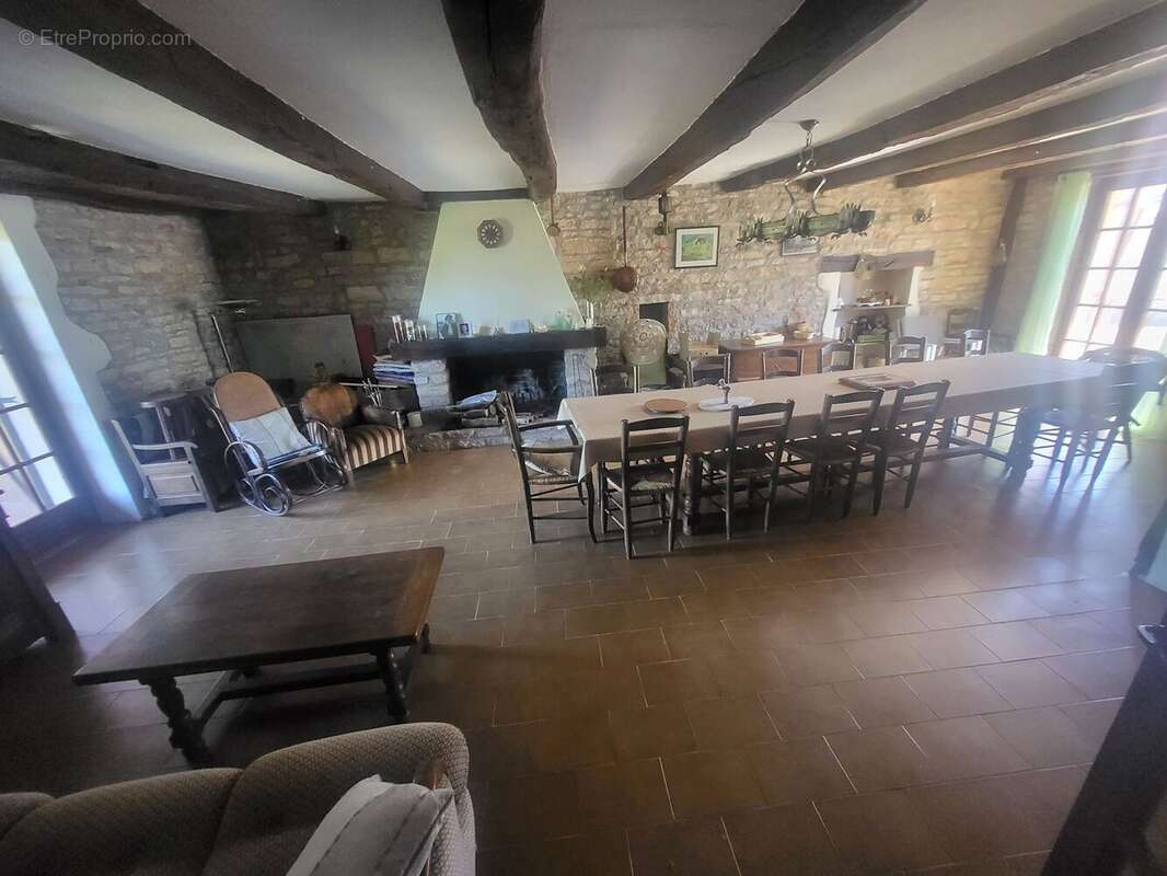 Maison à SAINT-LOUP-DE-VARENNES