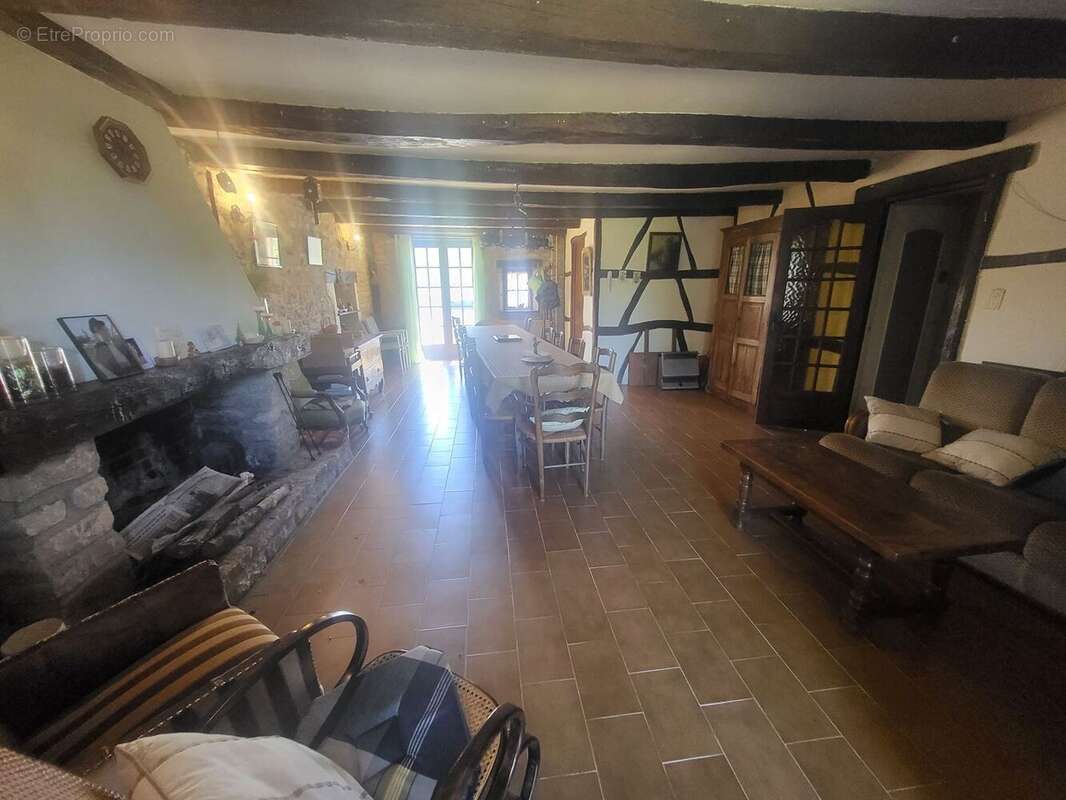 Maison à SAINT-LOUP-DE-VARENNES