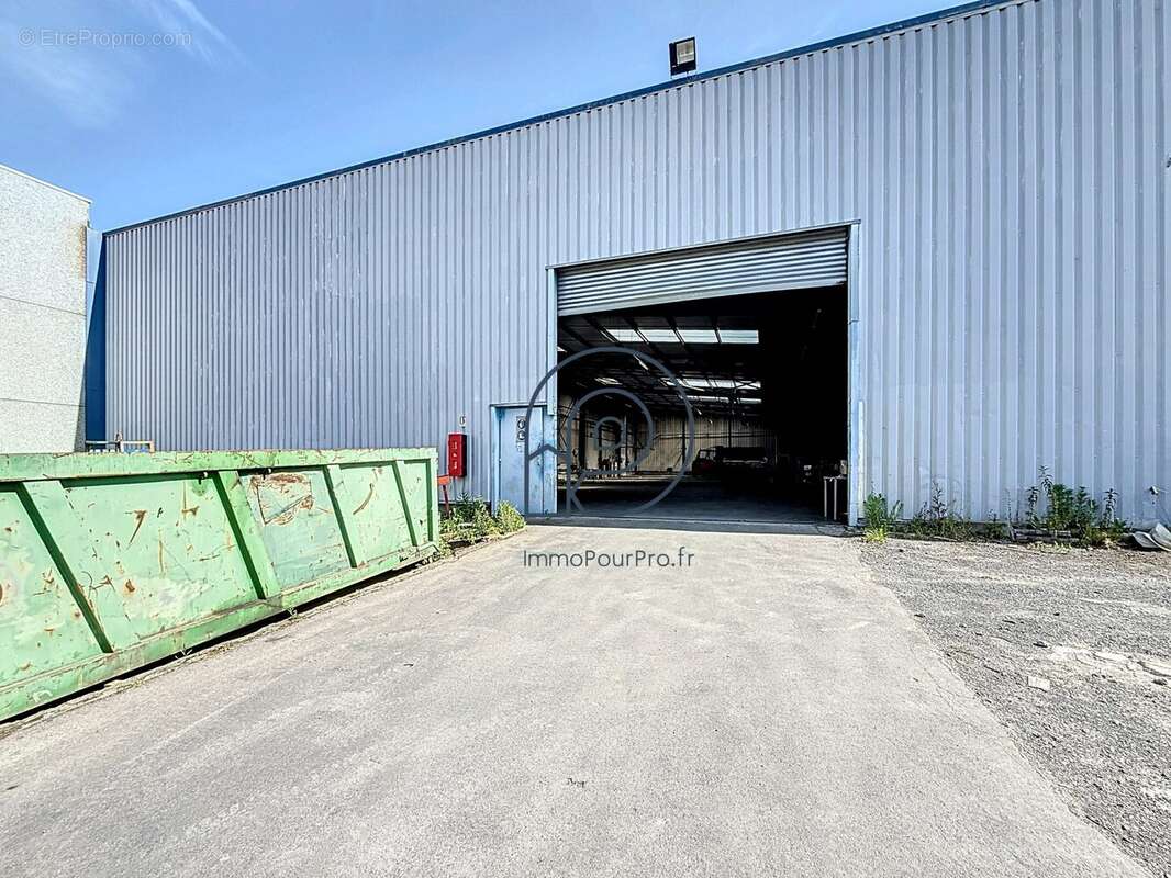 Commerce à SAINT-AMAND-LES-EAUX