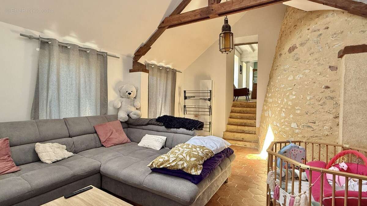 Maison à BONNETABLE