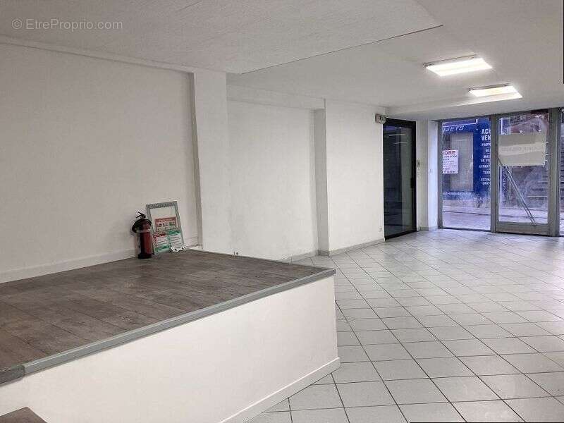 Commerce à BRIGNOLES