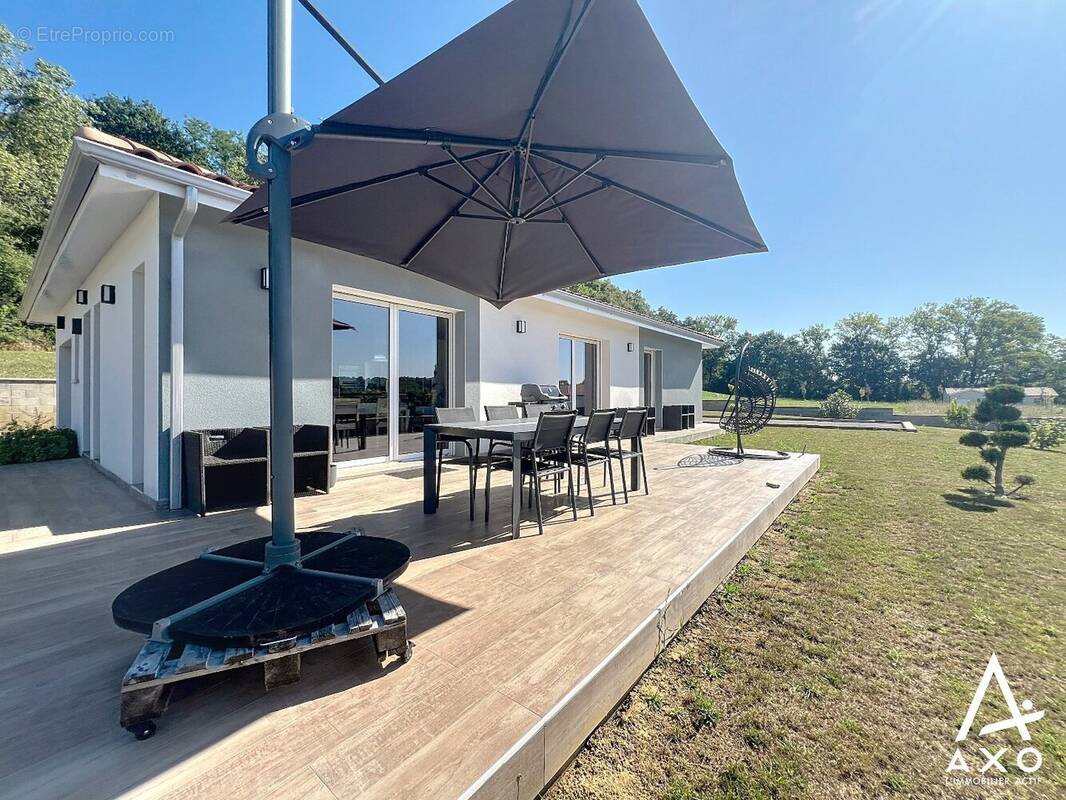 Maison à PEYREHORADE