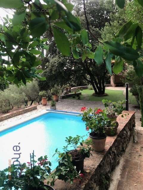 Maison à SAINT-ANTONIN-DU-VAR