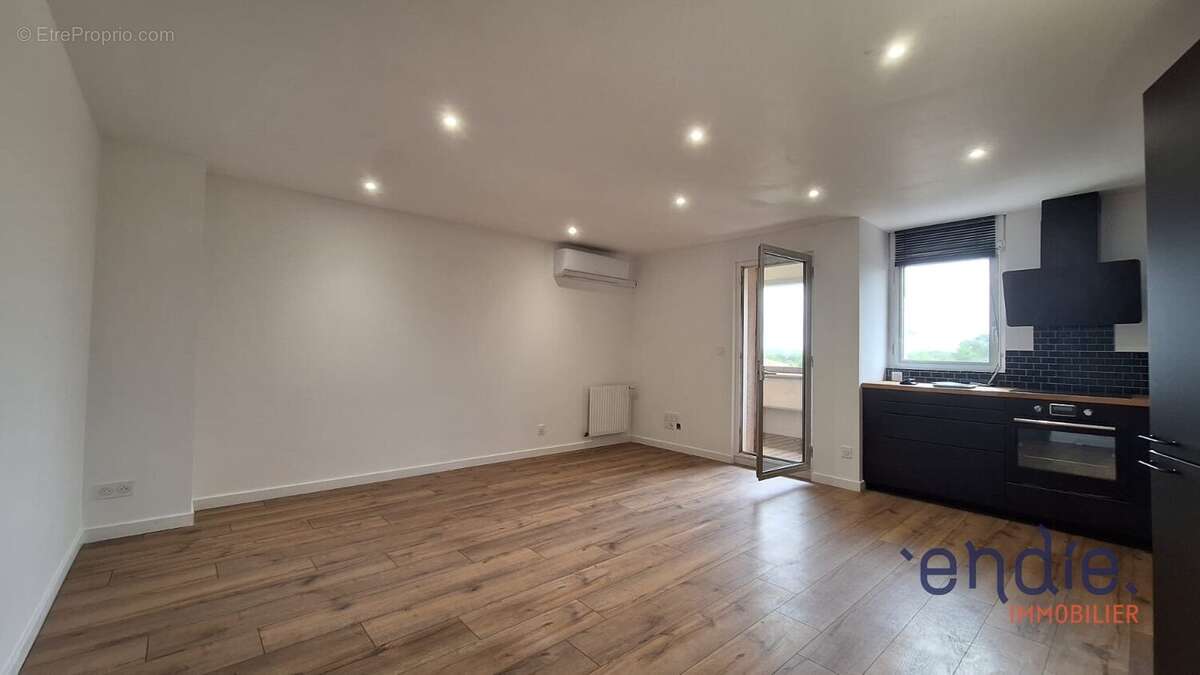 Appartement à RAMONVILLE-SAINT-AGNE