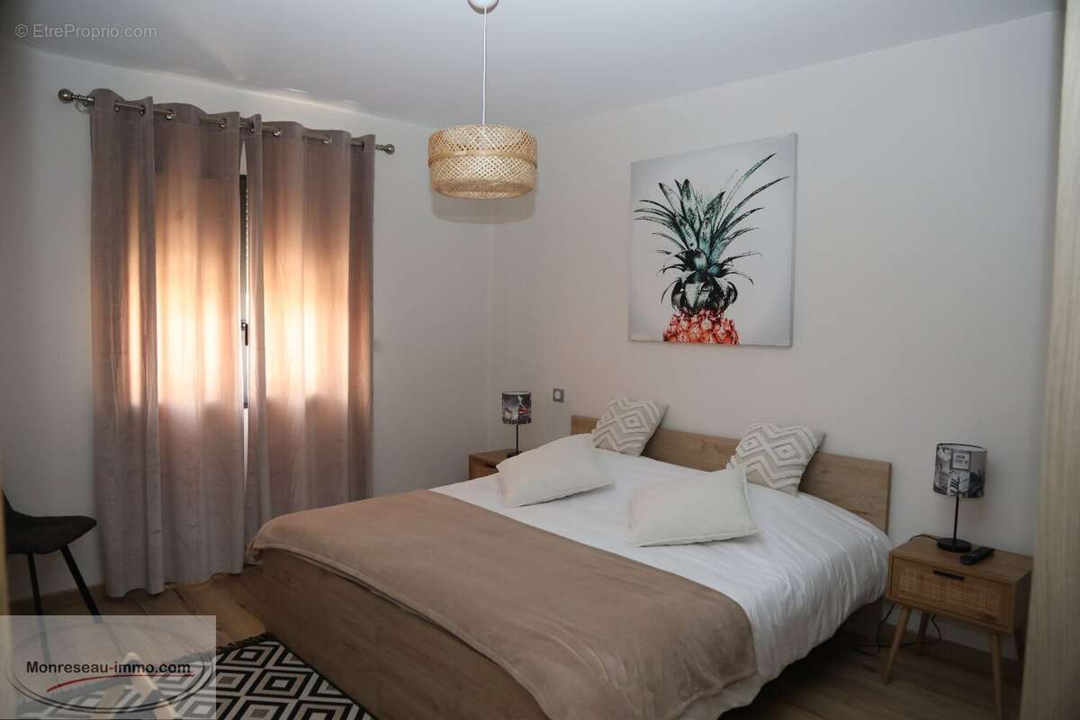 Maison à CRECHES-SUR-SAONE