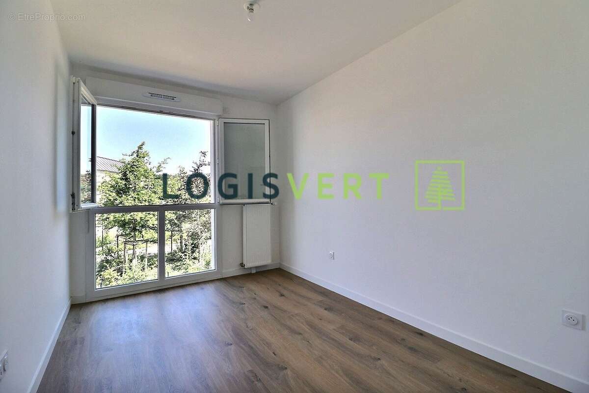 Appartement à BIEVRES