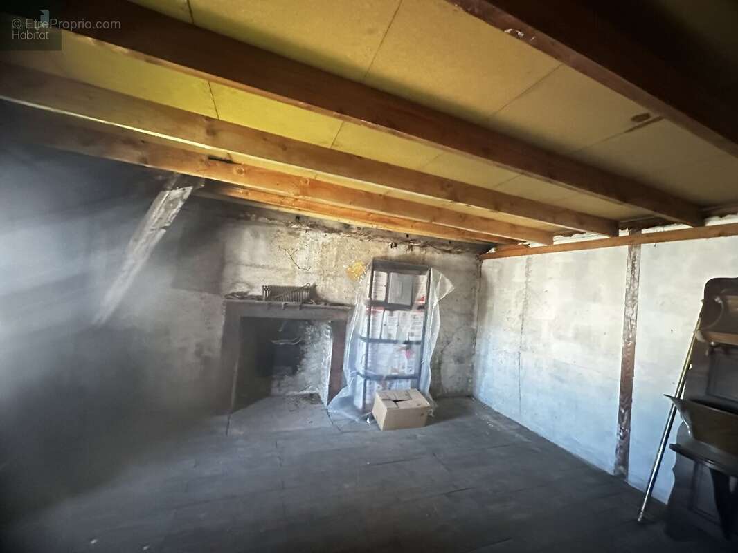 Appartement à MAURS