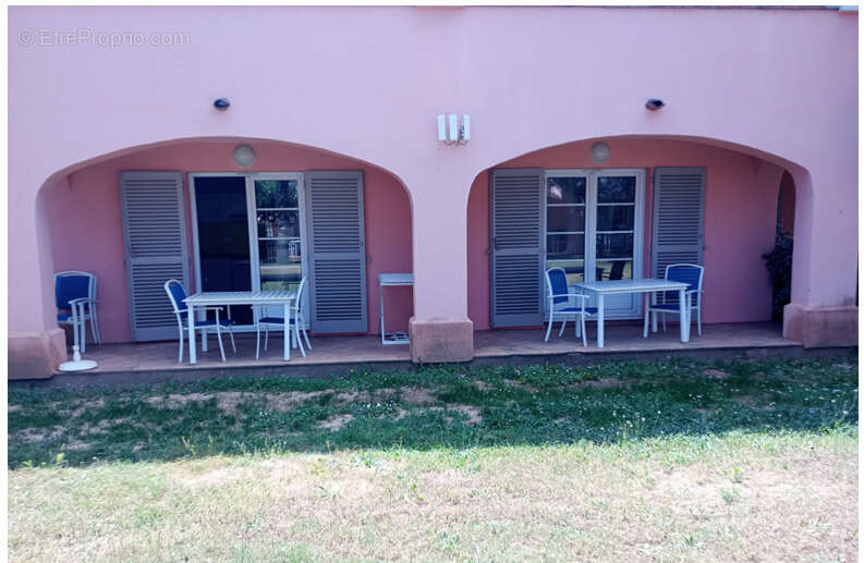 Appartement à GRIMAUD
