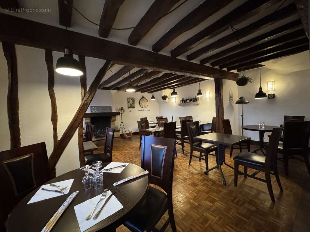 Autre à SAINT-ARNOULT-EN-YVELINES