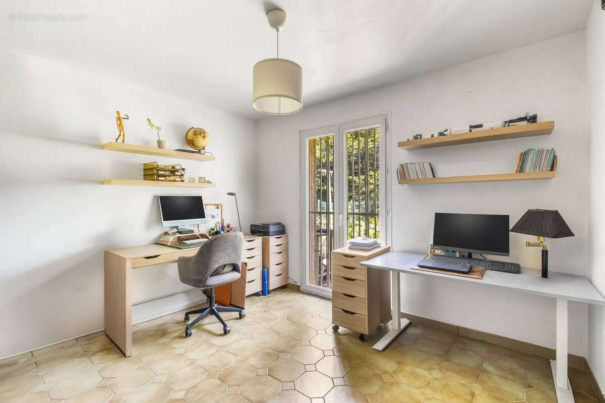 Maison à SEREZIN-DU-RHONE