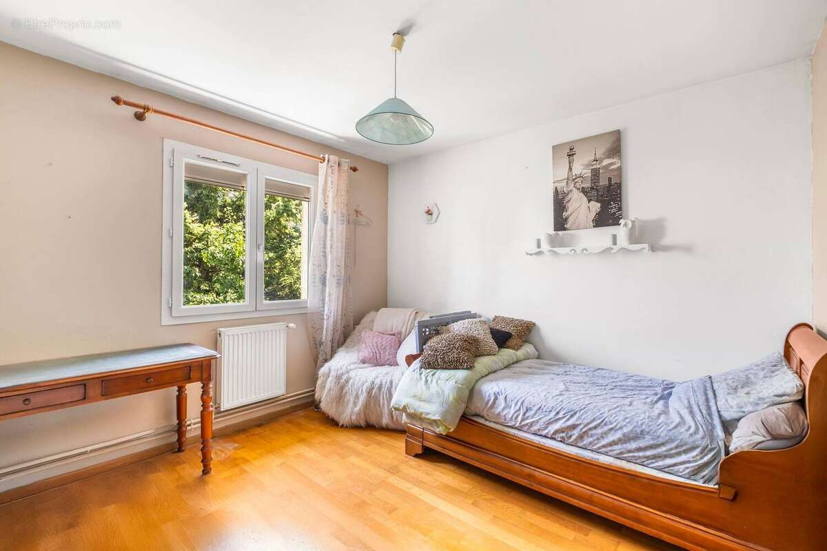 Maison à SEREZIN-DU-RHONE