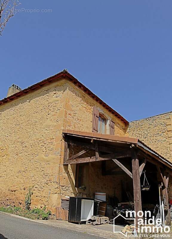 Maison à SALLES-DE-BELVES