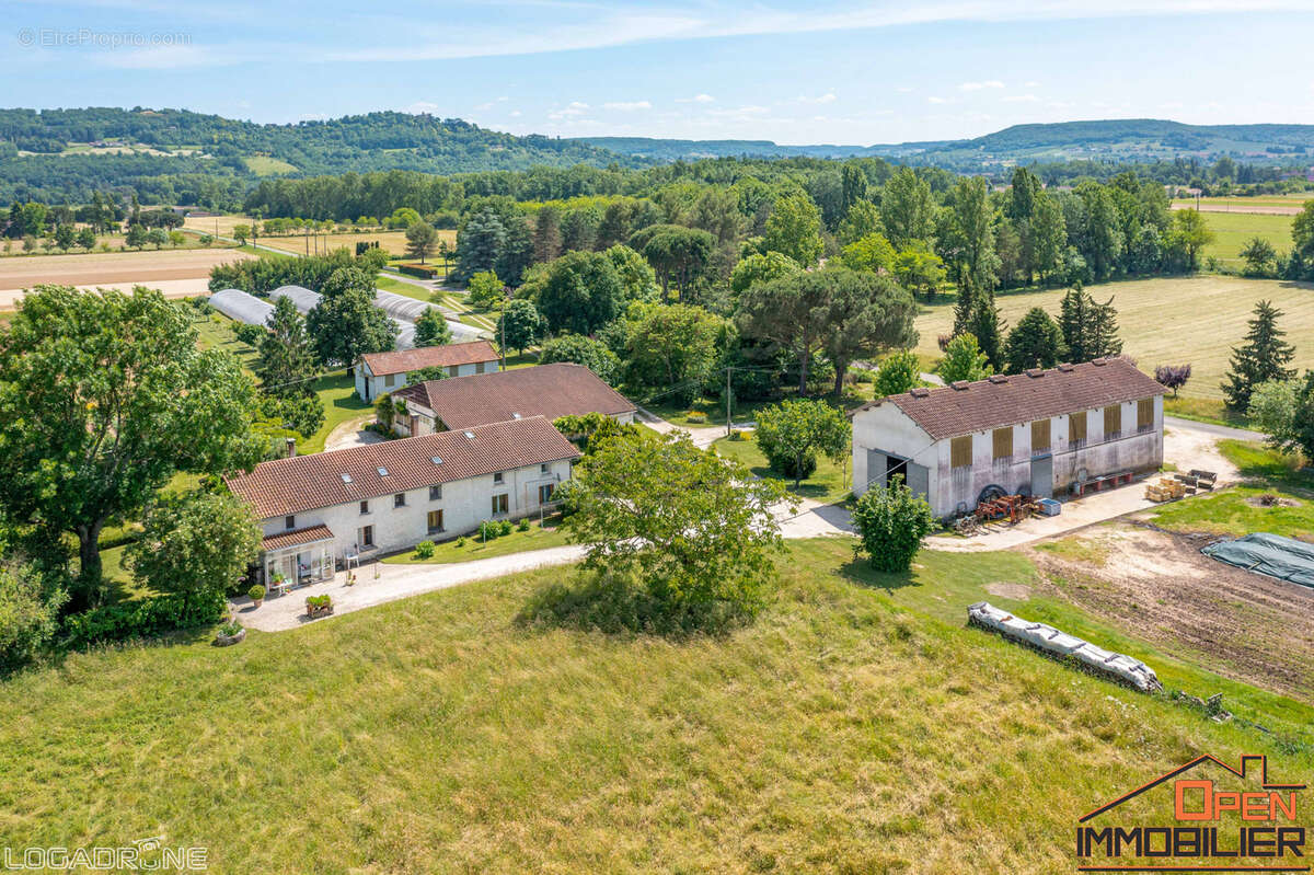 Commerce à SAINT-SYLVESTRE-SUR-LOT