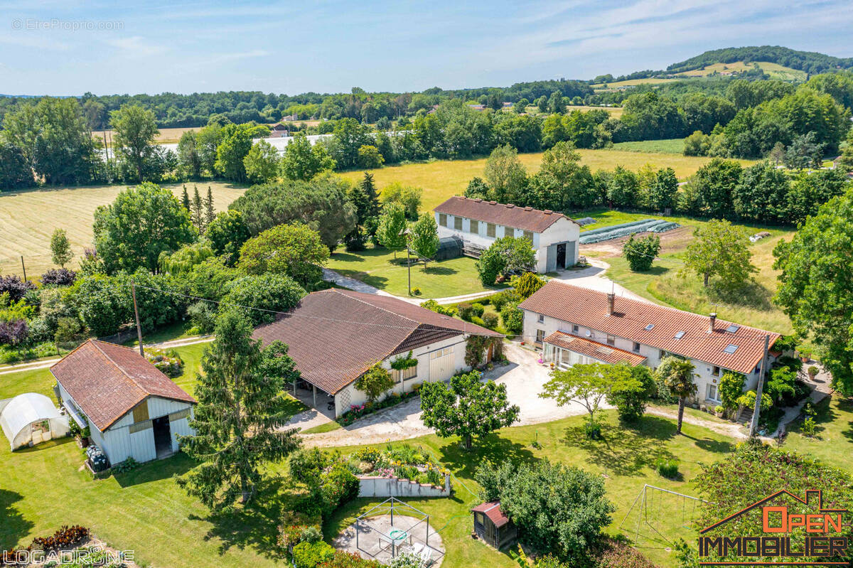 Commerce à SAINT-SYLVESTRE-SUR-LOT