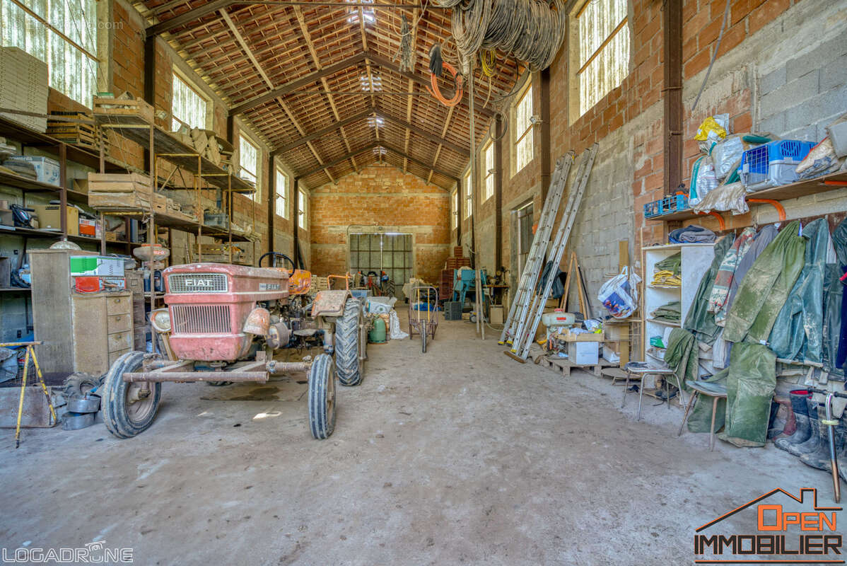 Commerce à SAINT-SYLVESTRE-SUR-LOT