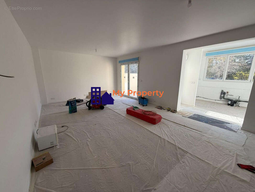 Appartement à HOUILLES