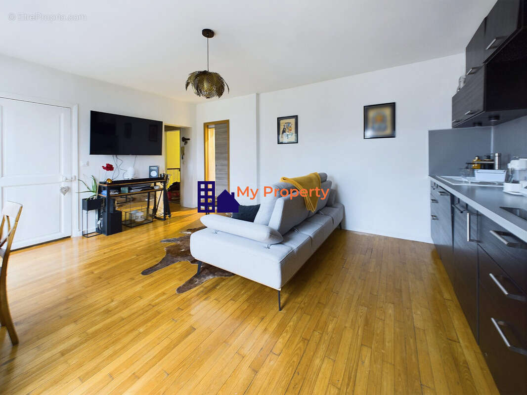 Appartement à HOUILLES