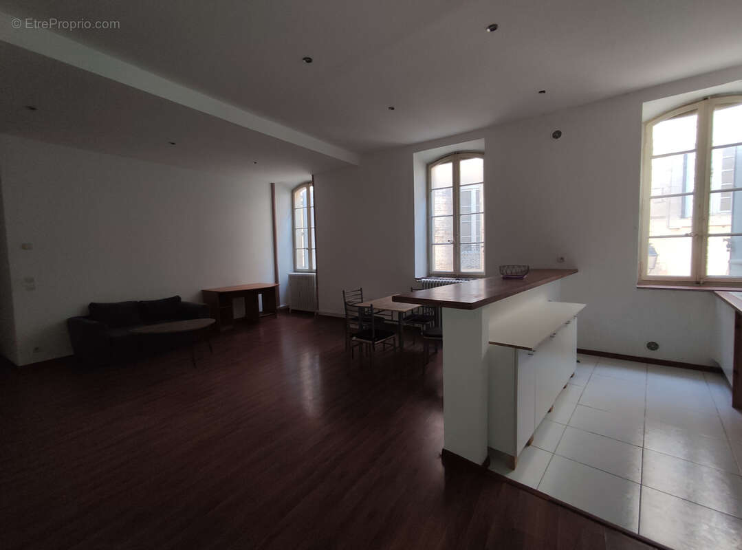 Appartement à BEZIERS