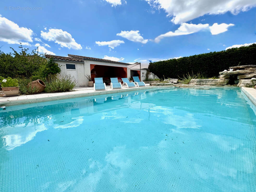 Maison à VAISON-LA-ROMAINE