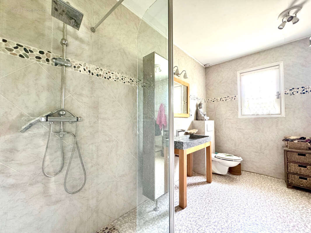 Maison à VAISON-LA-ROMAINE