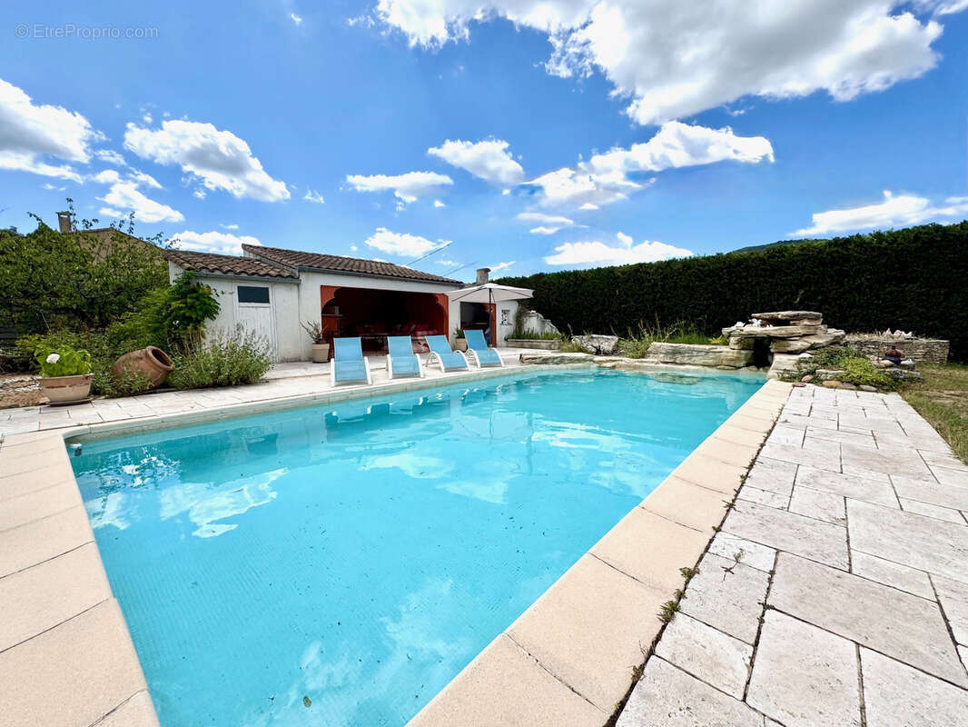 Maison à VAISON-LA-ROMAINE