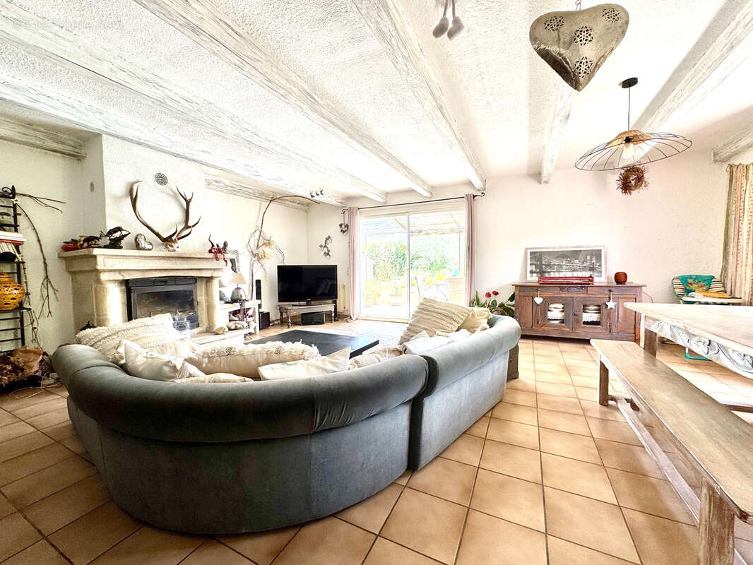 Maison à VAISON-LA-ROMAINE