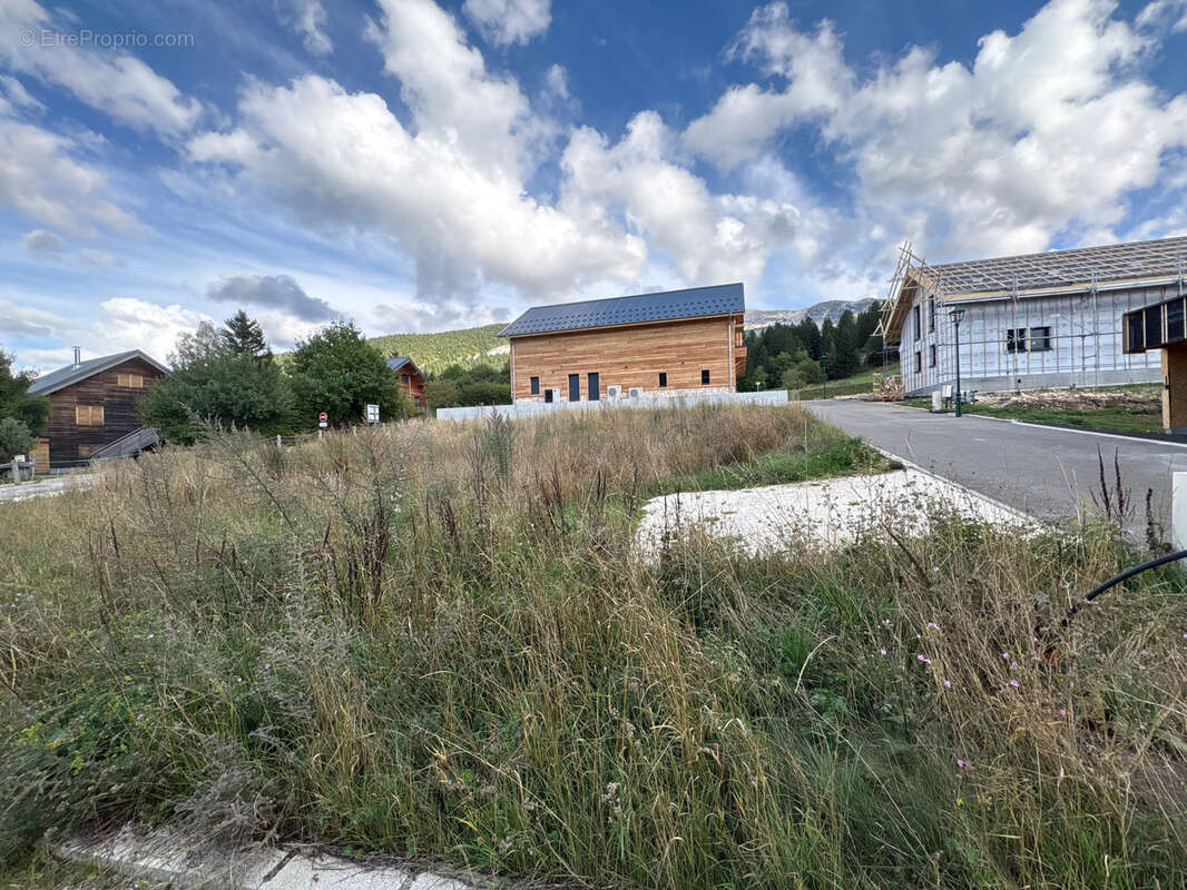 Terrain à CORRENCON-EN-VERCORS