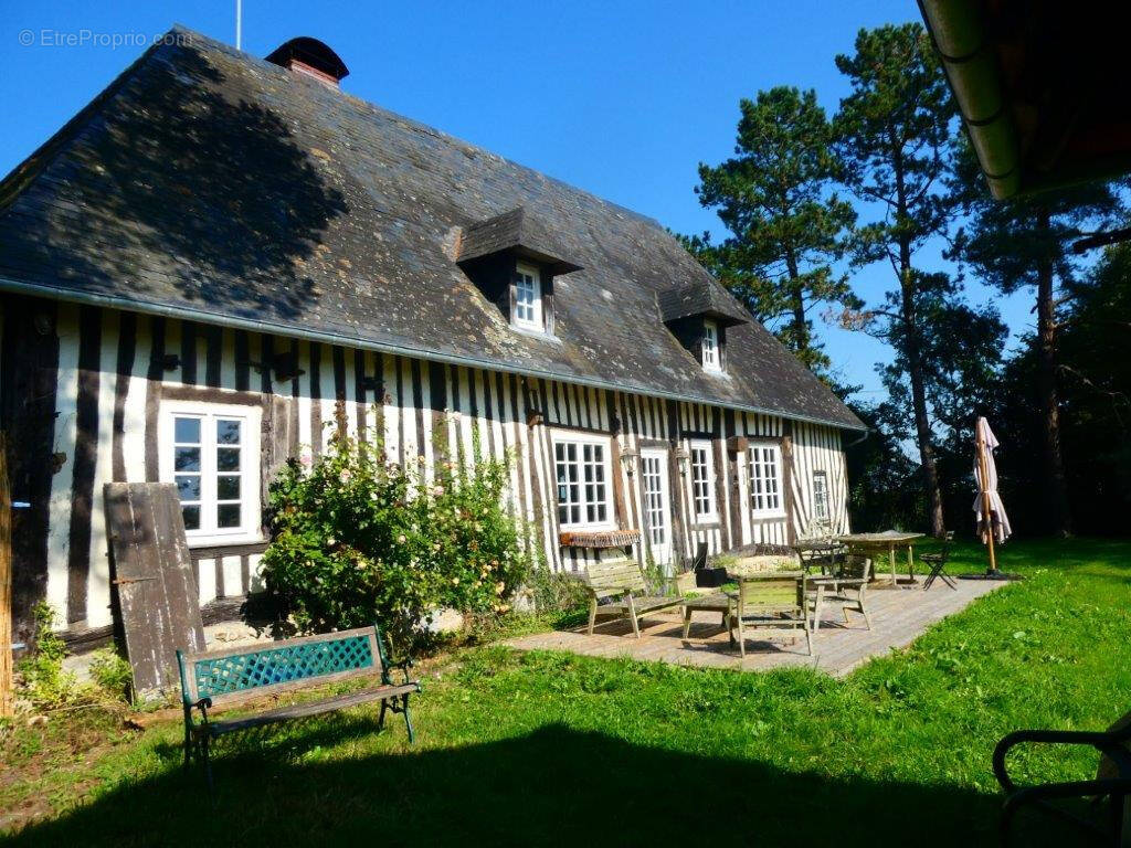 Maison à PONT-L&#039;EVEQUE