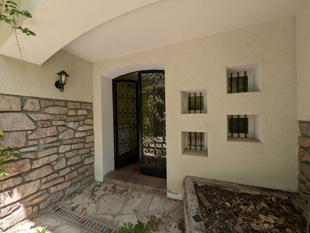 Maison à BELLERIVE-SUR-ALLIER