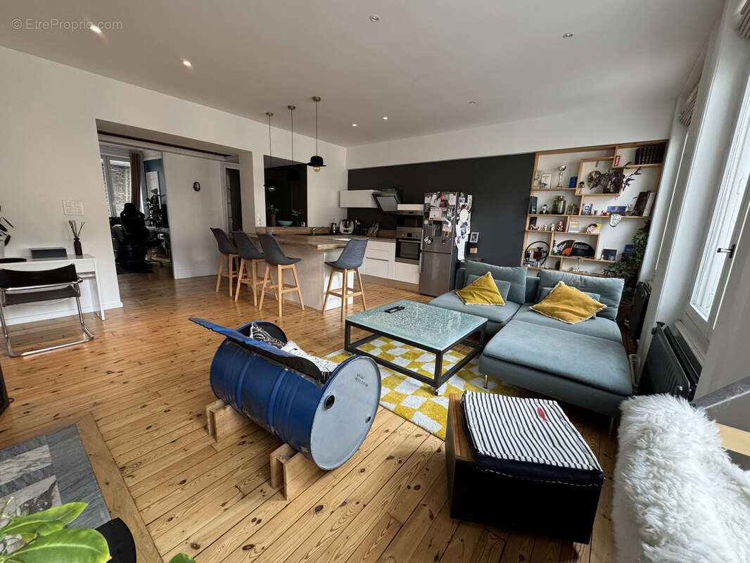 Appartement à SAINT-ETIENNE