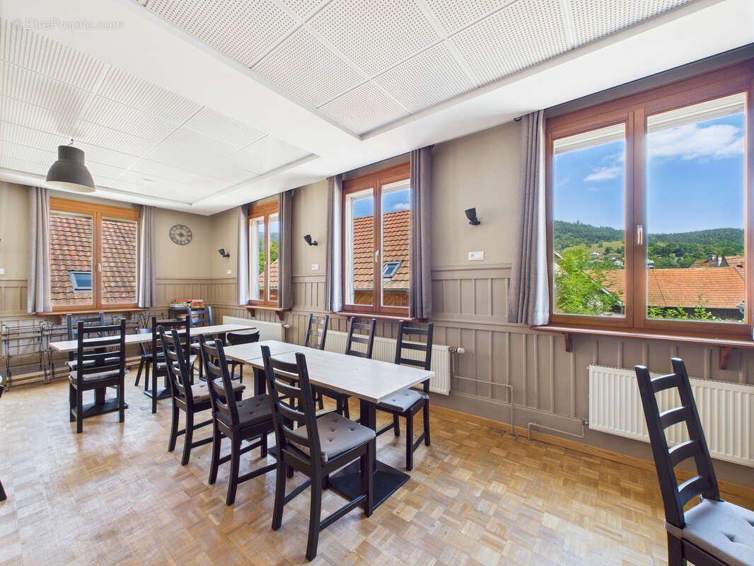 Commerce à BREITENBACH-HAUT-RHIN