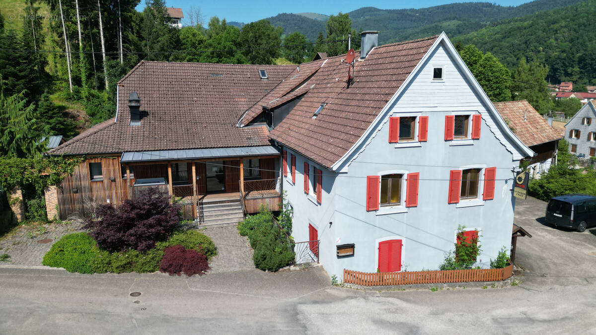 Commerce à BREITENBACH-HAUT-RHIN