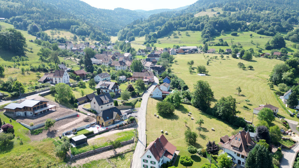 Commerce à BREITENBACH-HAUT-RHIN
