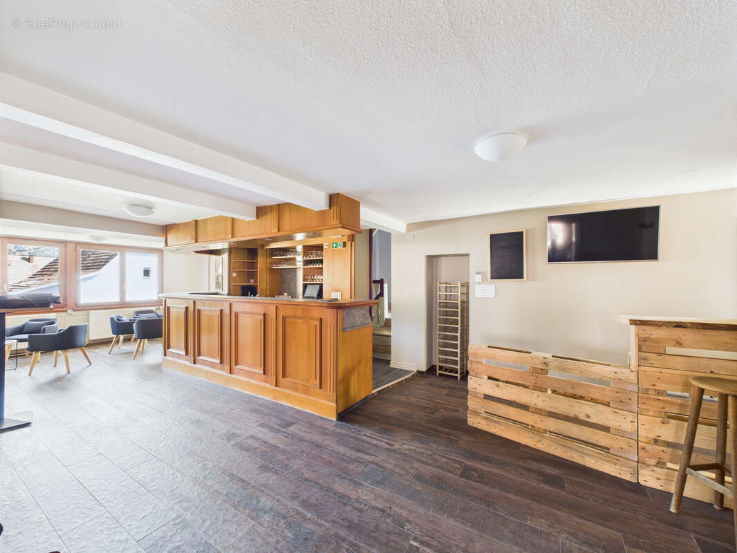 Commerce à BREITENBACH-HAUT-RHIN