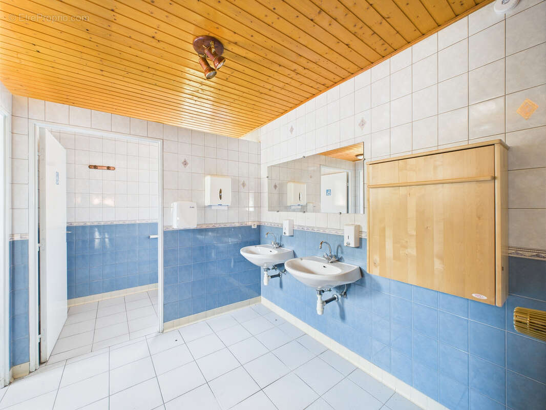 Commerce à BREITENBACH-HAUT-RHIN