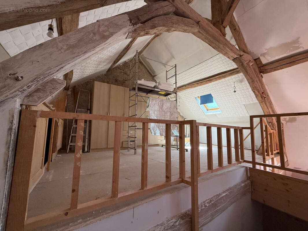 Maison à LA CELLE-SUR-NIEVRE